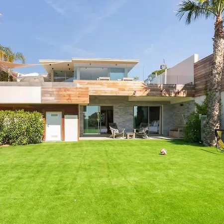 Вилла Stunning With Pool - Gulf Of St Tropez Сент-Максим